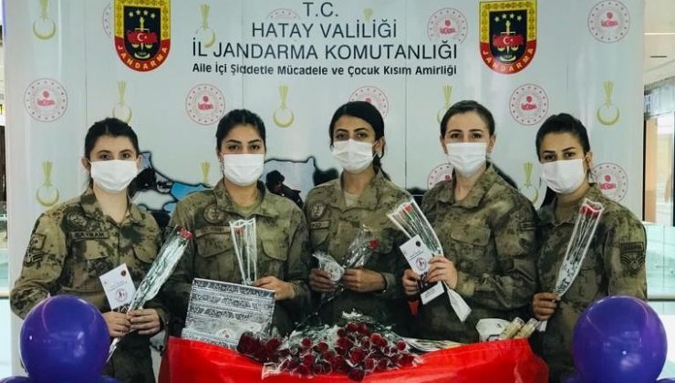 Hatay’da Jandarmadan Kadınlara Anlamlı Jest