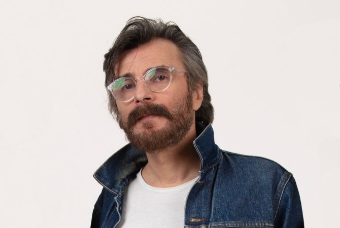 Kozmik Bir Akor: Ozan Kotra Röportajı