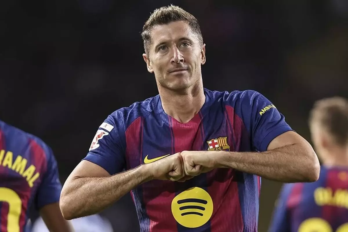 Fenerbahçe’den Tarihi Transfer Hamlesi: Hedef Robert Lewandowski