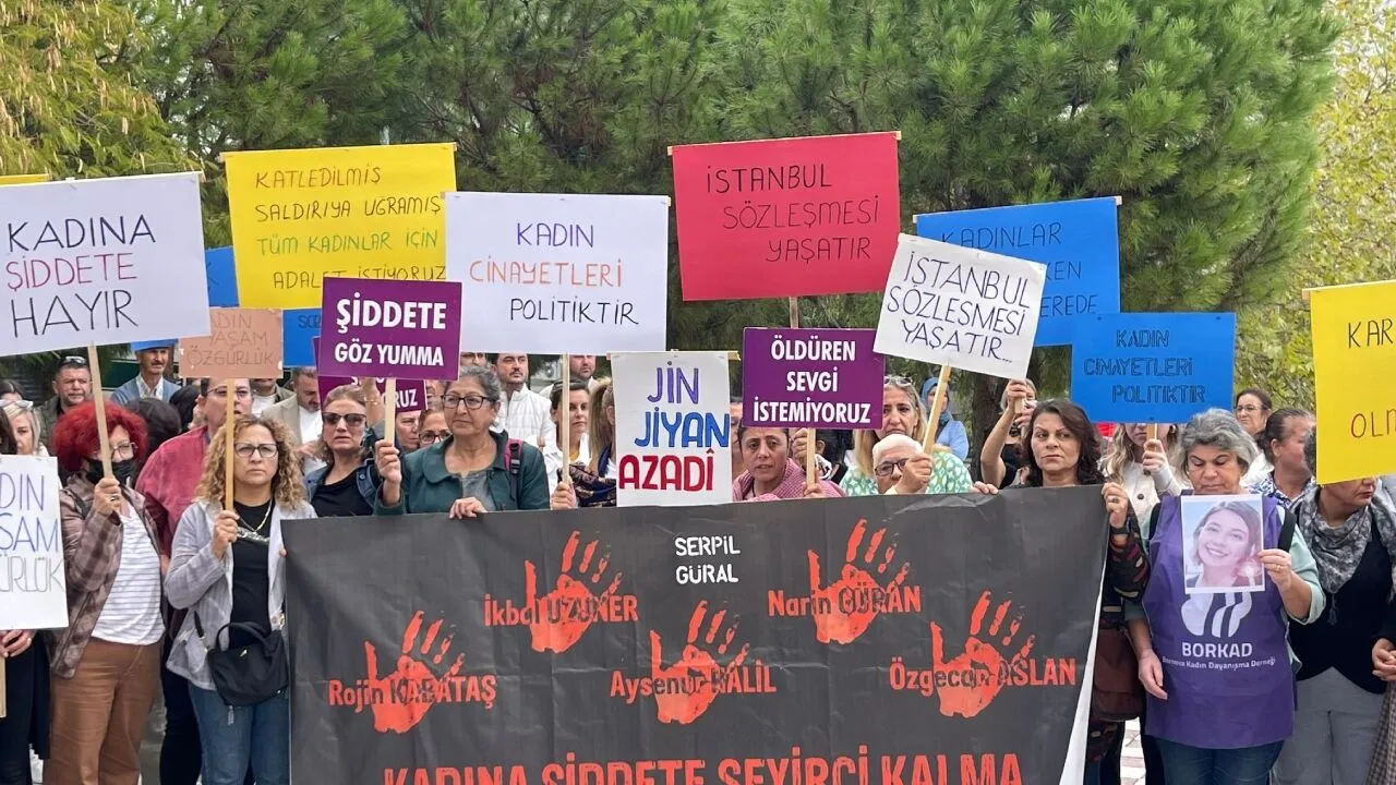 İzmir’de Kadın Cinayetlerine Karşı Sesler Yükseldi
