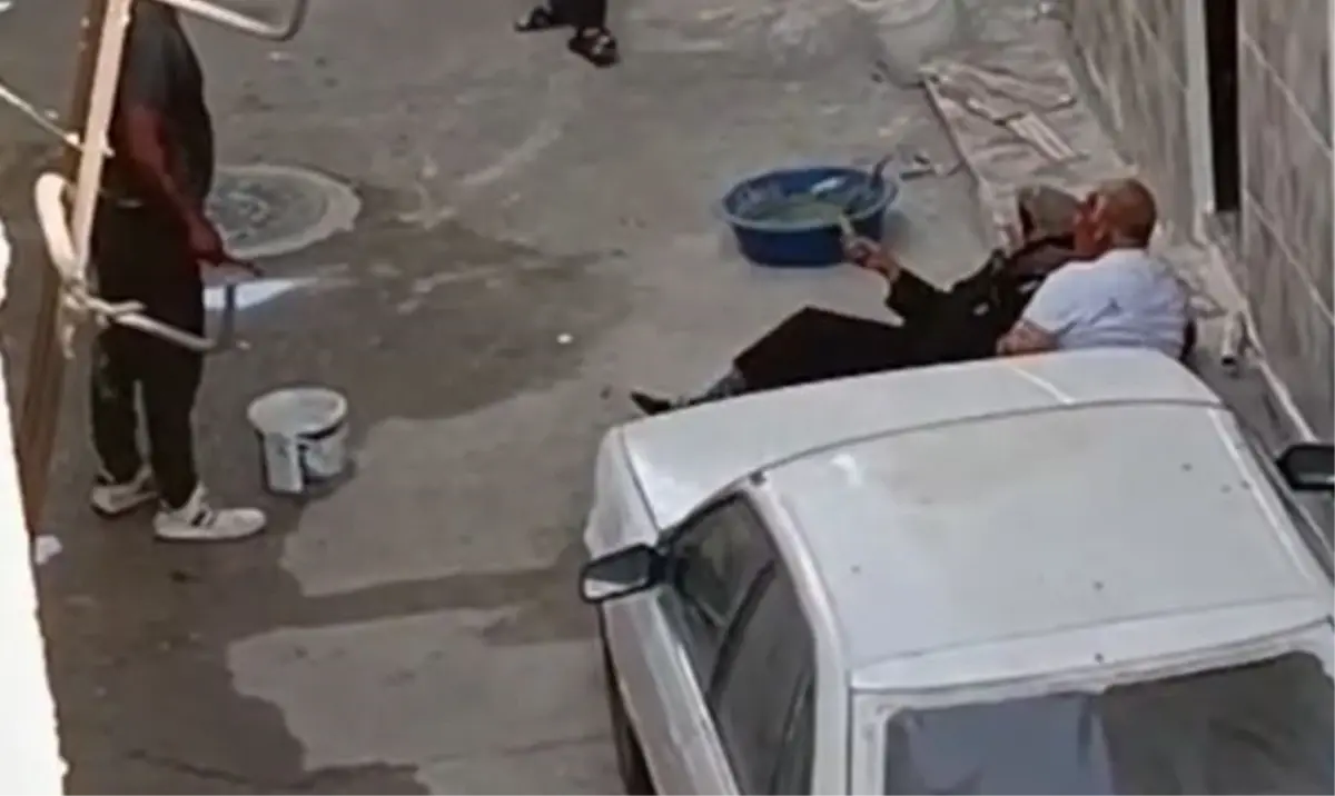 Ağabeyini Maket Bıçağıyla Öldürdü