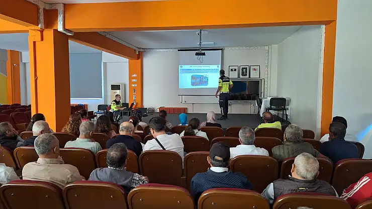 Tire’de Servis Sürücüleri ve Rehber Personele Trafik ve Güvenlik Eğitimi