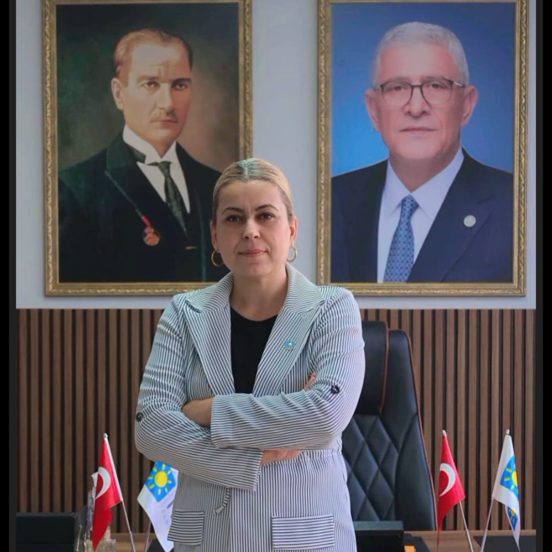 İYİ Parti’den Papa’nın Ziyaretine Tepki: “Egemenlik Hafızamızda Açılan Tehlikeli Bir Gediktir”