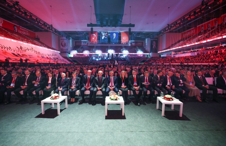 CHP Kurultayı’nda İzmir’de liste krizi