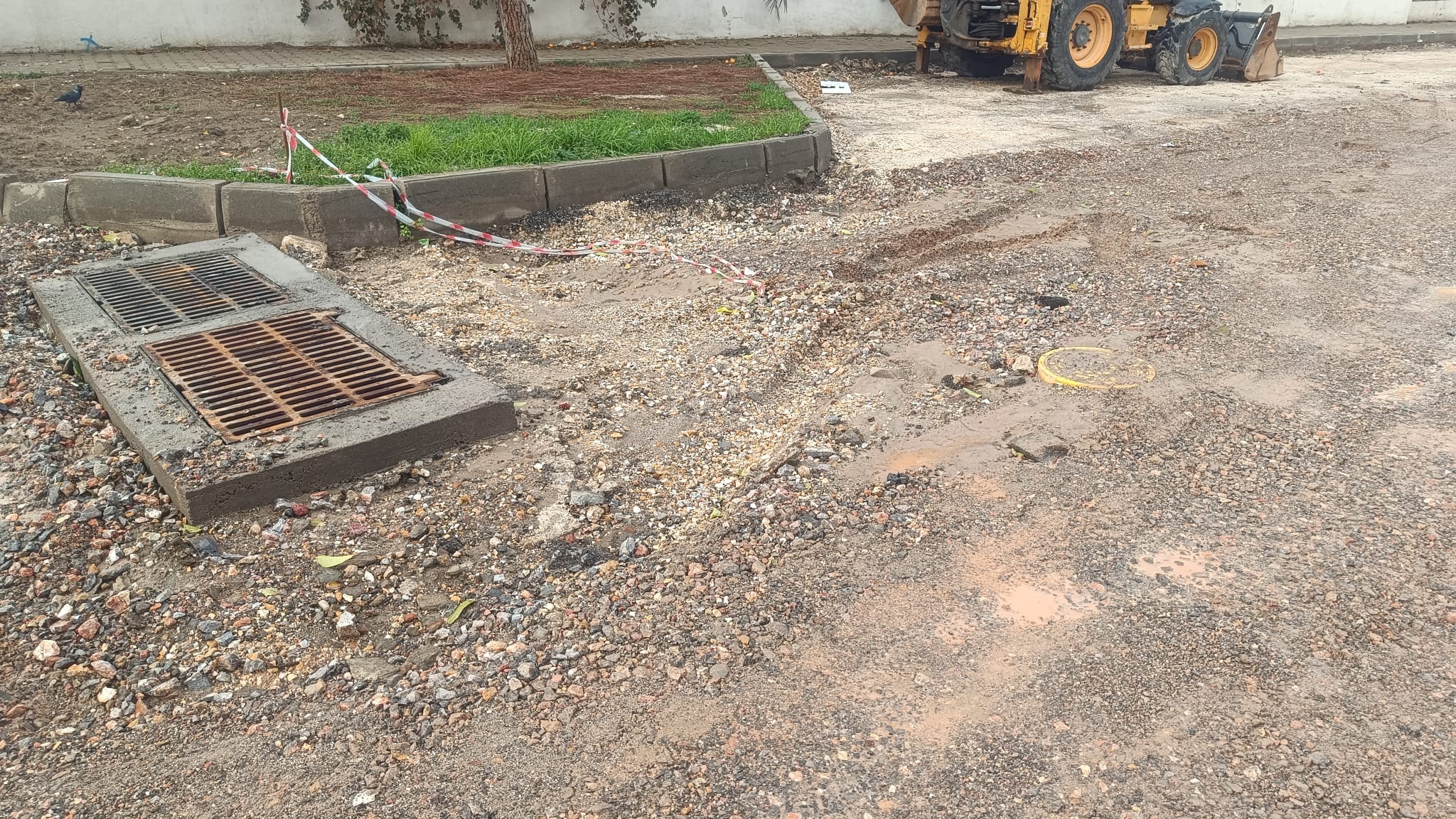 Tire’de Koordinasyon Sınavı, Asfalt Söküldü Doğalgaz Borusu Engel Oldu