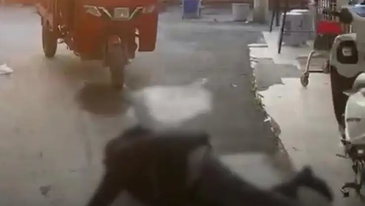 Torbalı’da Zafer Partisine Saldırı