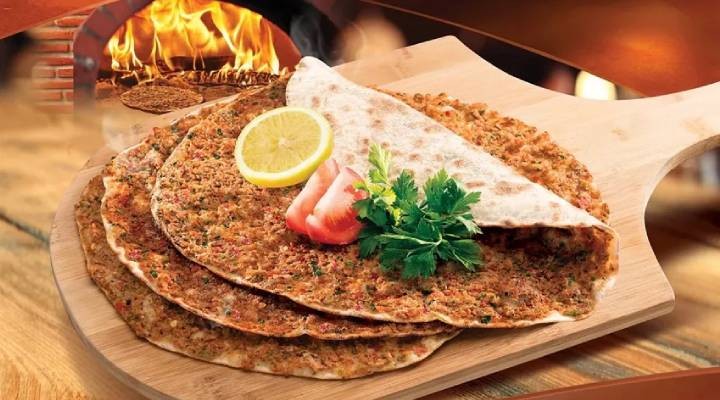 Dana kıyma diye kanatlı eti yedirdiler: Lahmacunda sakatat, peynirde natamisin