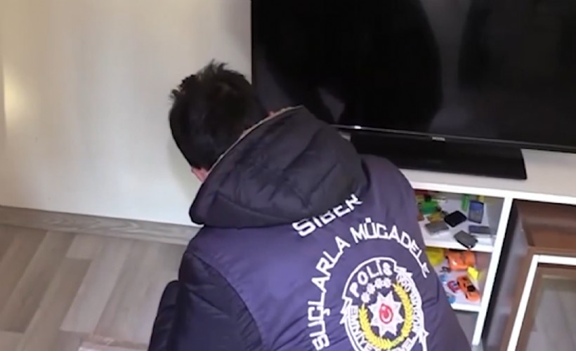 İzmir’de siber suçlara darbe: Çok sayıda gözaltı