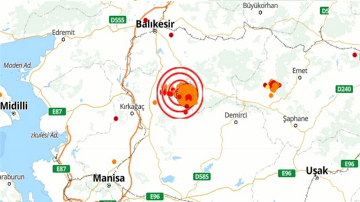 Balıkesir’de şiddetli deprem: İzmir ve İstanbul da sallandı
