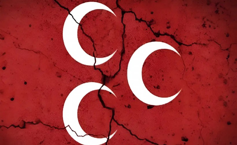 MHP’de ‘tasfiyeler devam ediyor: İlçe Başkanı görevden alındı!