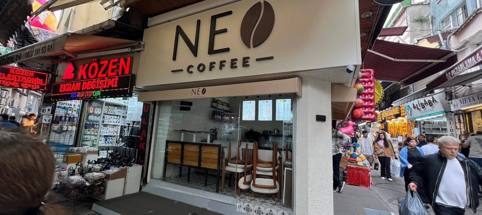 Tahtakale’de Kahve Keyfinin Yeni Adresi: NEO Coffee Açıldı