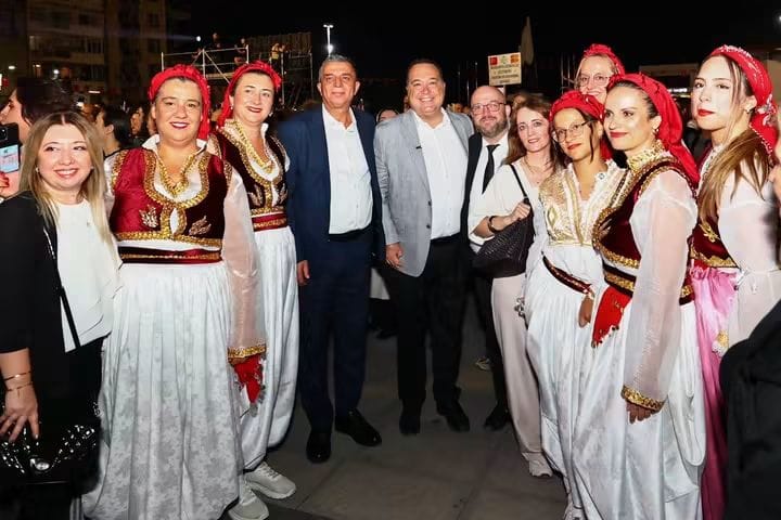 MANİSA’DA BALKAN RÜZGARI VE CANDAN ERÇETİN COŞKUSU!